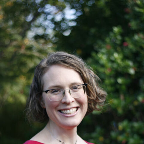 Headshot of Niamh Nowlan